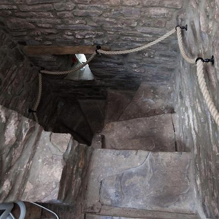 Ty Fferm Hen, Ancient Farmhouse, Coity Bach Talybont-on-Usk Exterior foto